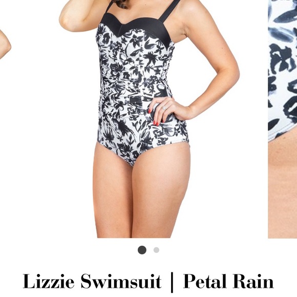 Compressive one piece swim suit - Picture 4 of 7